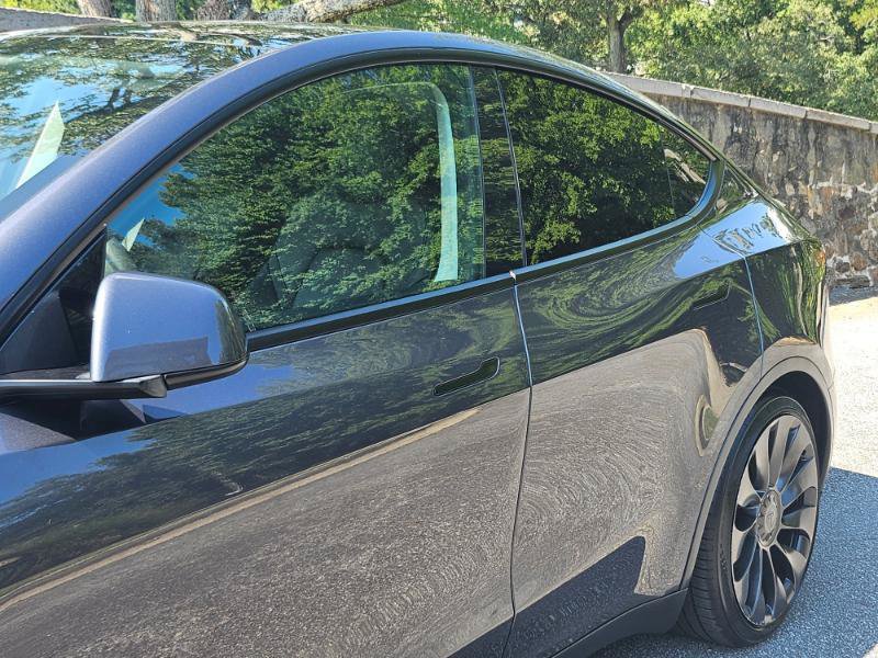 Used 2023 Tesla Model Y Long Range AWD/4WD image 22
