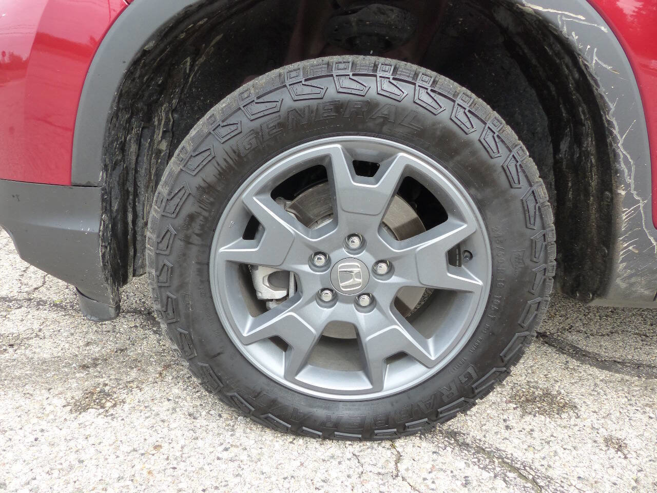 Used 2025 Honda Passport TrailSport image 17