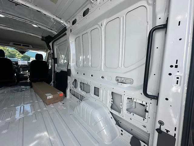 New 2026 Ford Transit 250 148 Medium Roof Extended AWD w/ Upfitter Package image 10