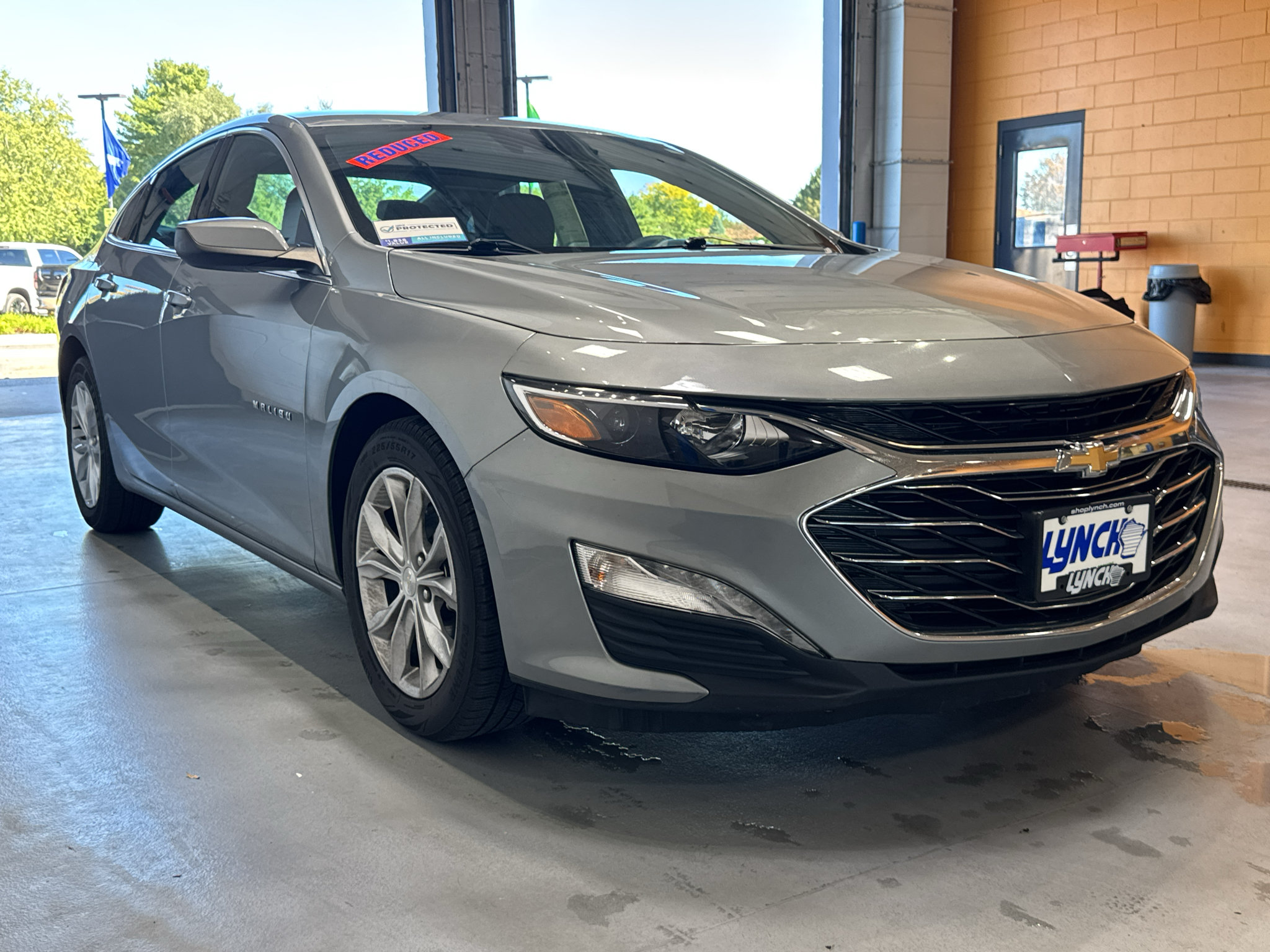 Used 2024 Chevrolet Malibu LT FWD image 7