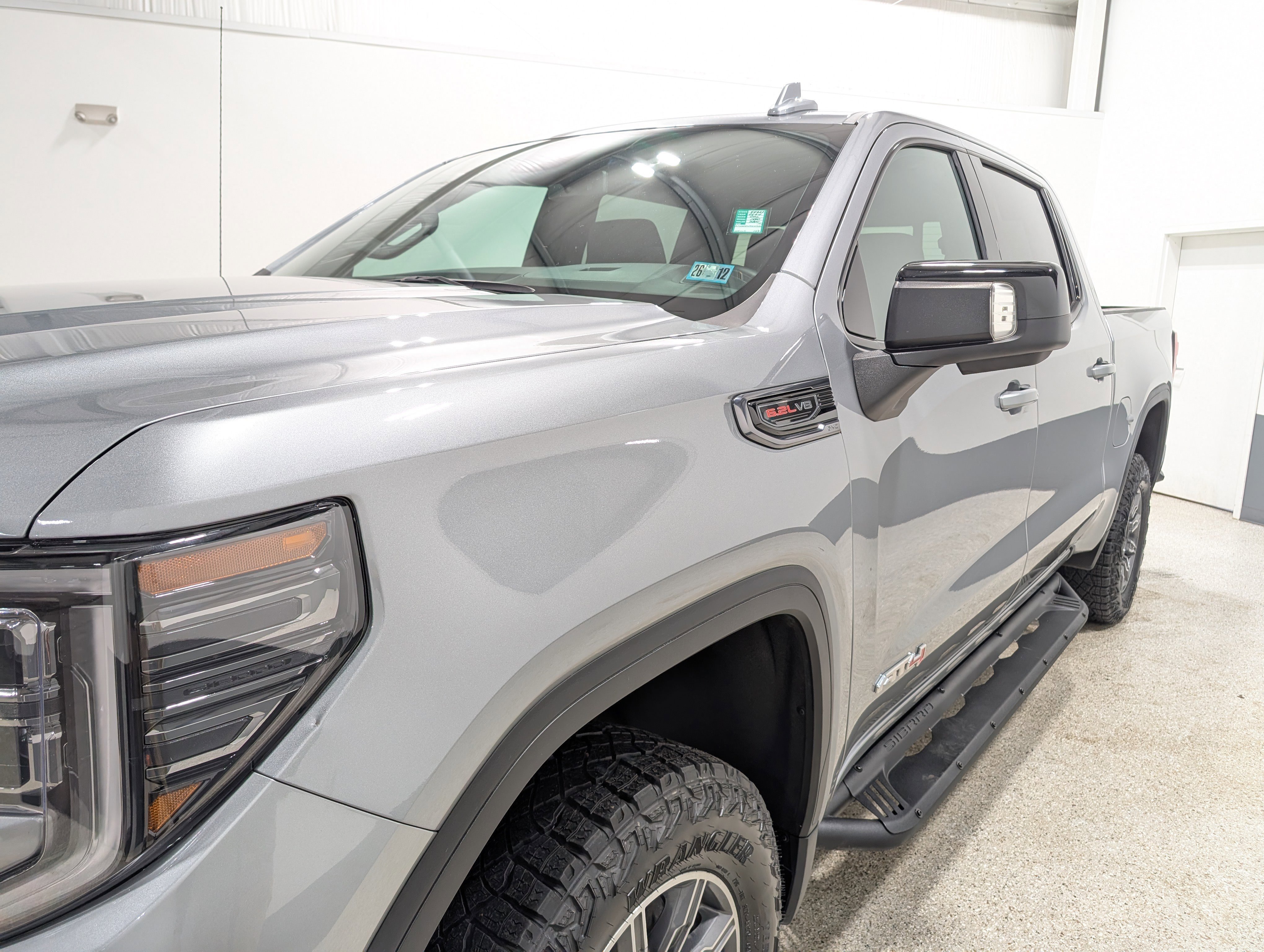 Used 2024 GMC Sierra 1500 AT4 w/ AT4 Preferred Package AWD/4WD image 7