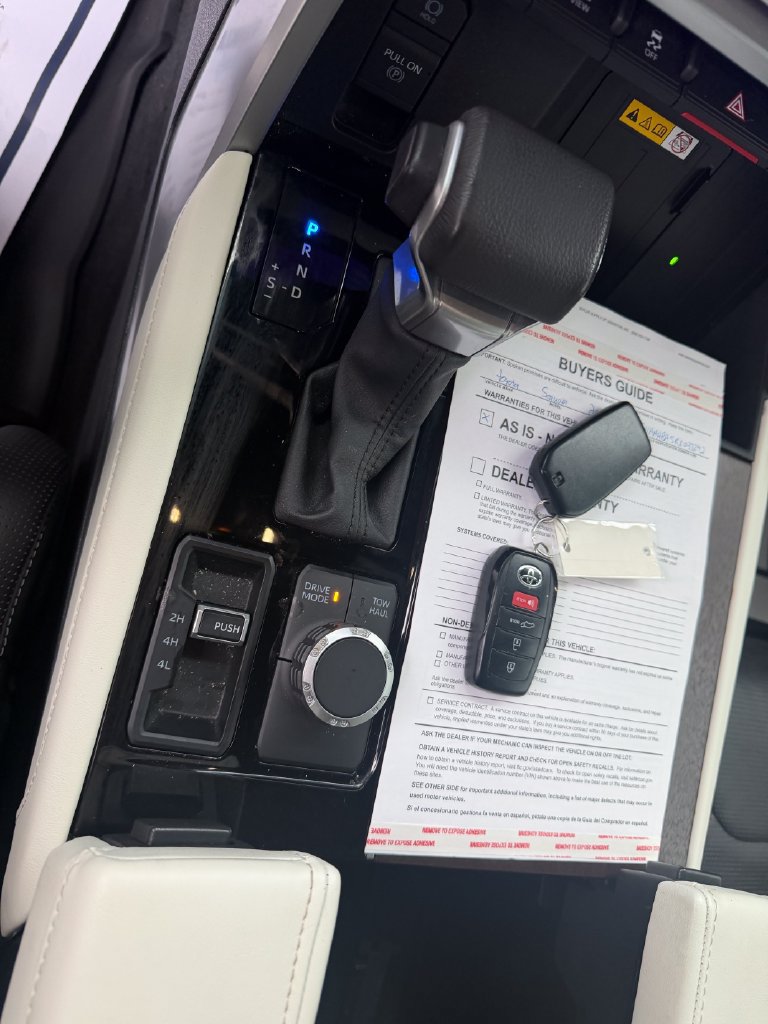 Used 2024 Toyota Sequoia Capstone AWD/4WD image 15