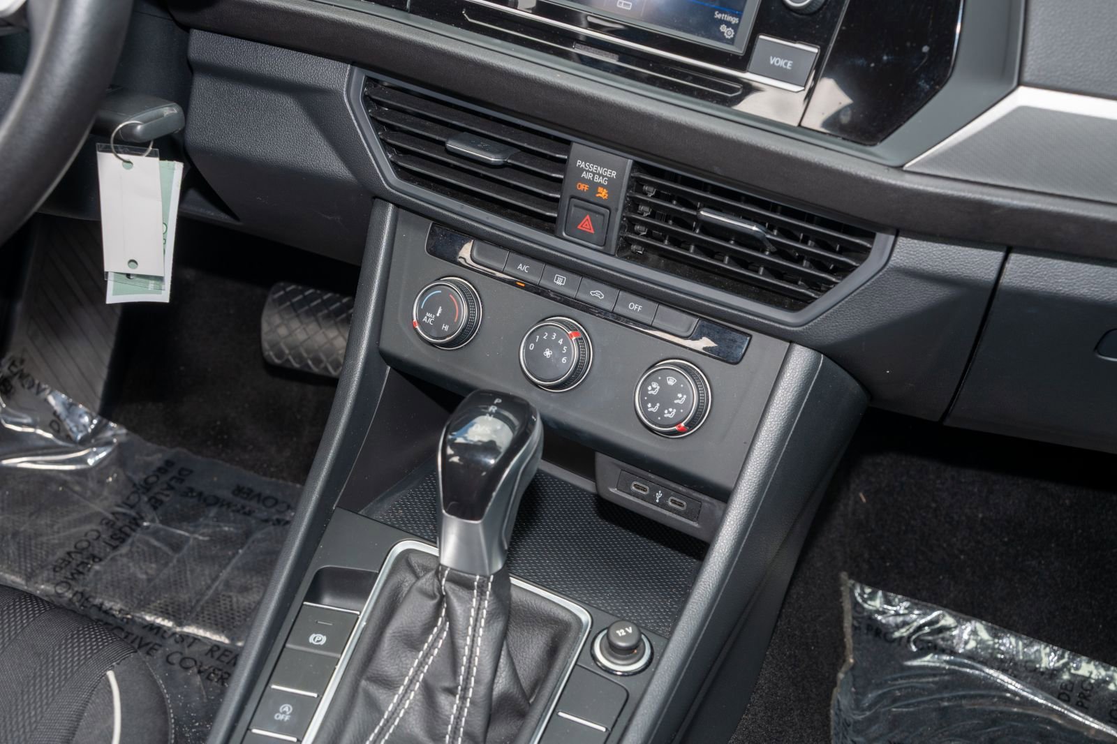 Used 2022 Volkswagen Jetta Sport image 23