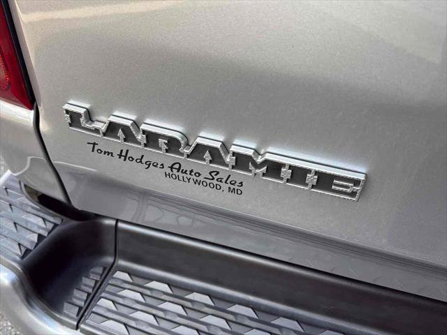 Used 2022 RAM 1500 Laramie w/ Sport Appearance Package AWD/4WD image 8