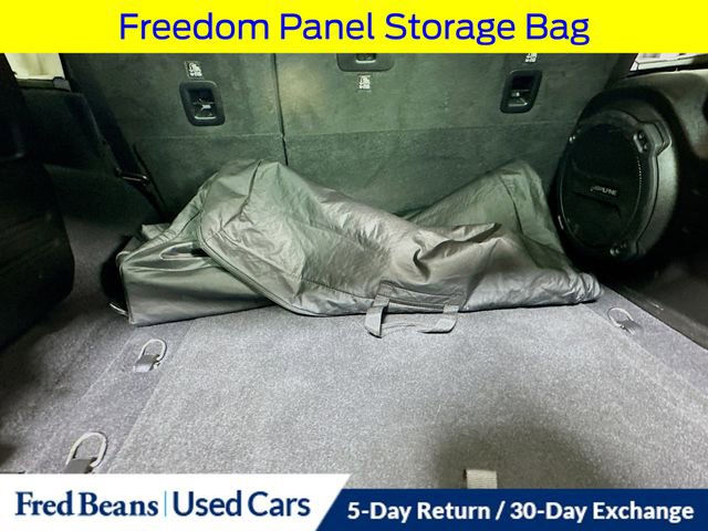 Used 2022 Jeep Wrangler Unlimited Sahara w/ Cold Weather Group image 31