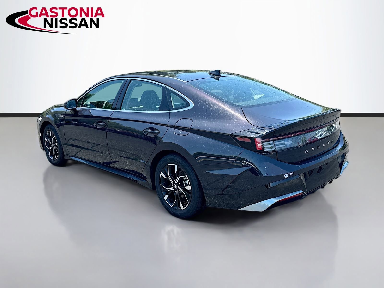 Used 2025 Hyundai Sonata SEL FWD image 6