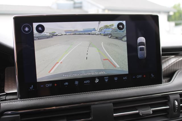 Used 2023 Lincoln Corsair Reserve FWD image 30