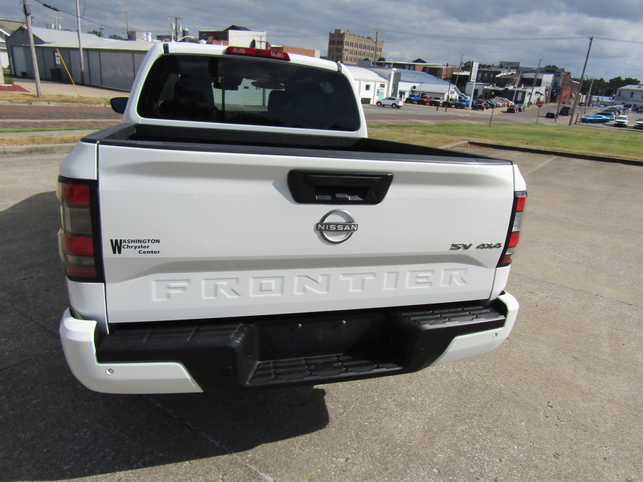 Used 2022 Nissan Frontier SV w/ Technology Package image 4