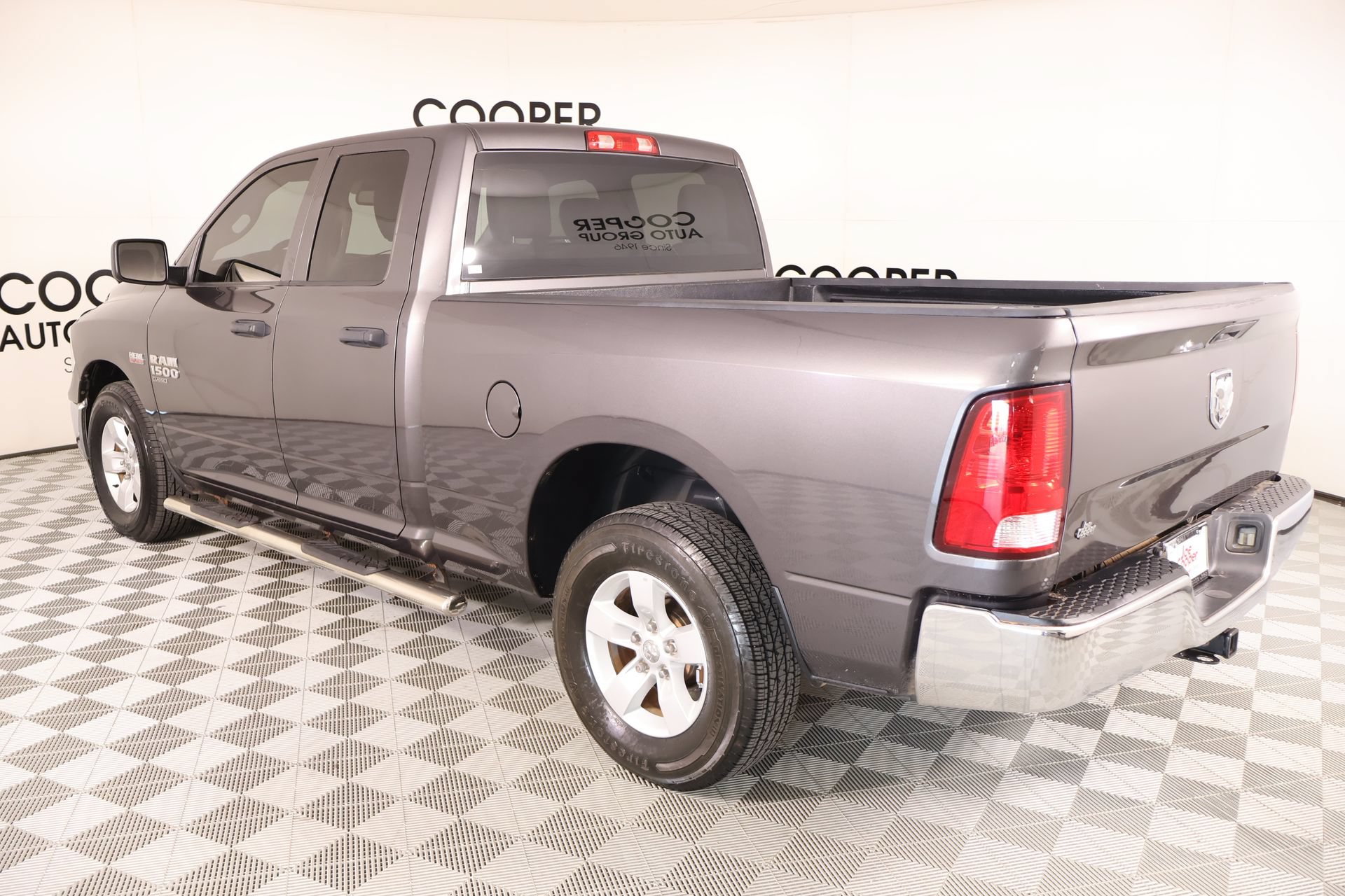 Used 2020 RAM 1500 Tradesman w/ Chrome Appearance Group RWD image 21