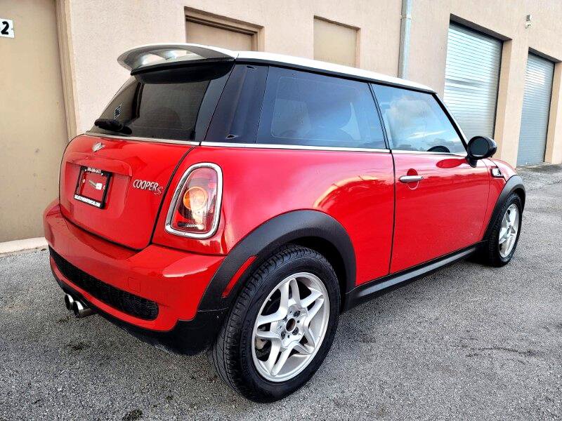 Used 2010 MINI Cooper S image 11