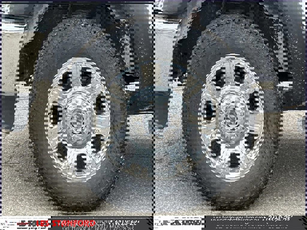 Used 2014 Ford F350 Lariat w/ Lariat Ultimate Package image 10