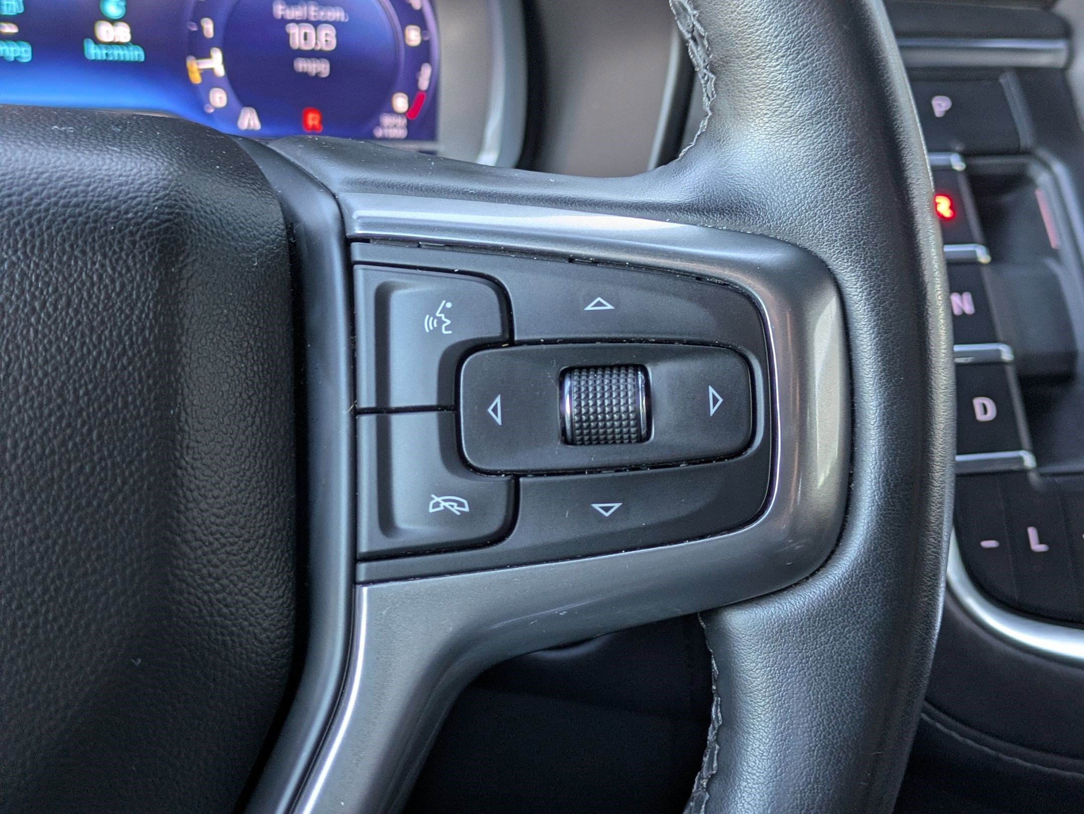 Certified 2023 Chevrolet Suburban LT image 15