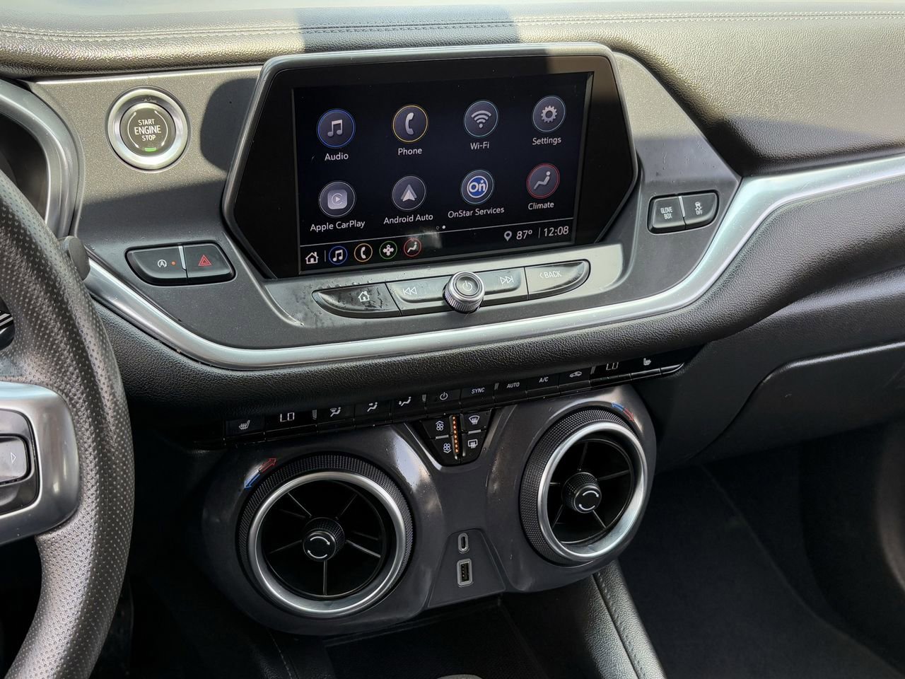 Used 2021 Chevrolet Blazer LT FWD image 18