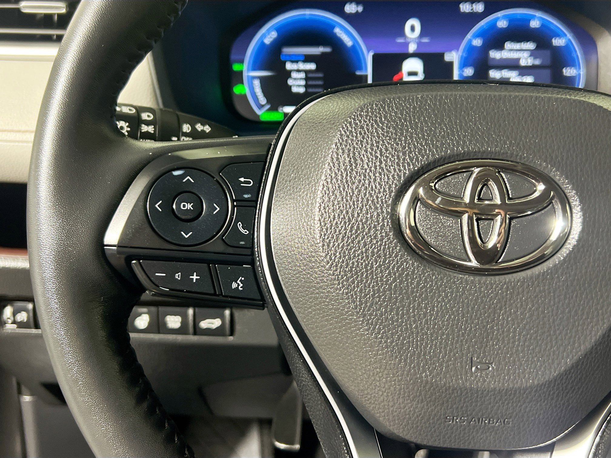 Used 2024 Toyota RAV4 Limited image 18