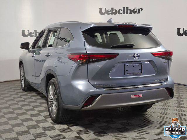 Certified 2022 Toyota Highlander Platinum AWD/4WD image 5