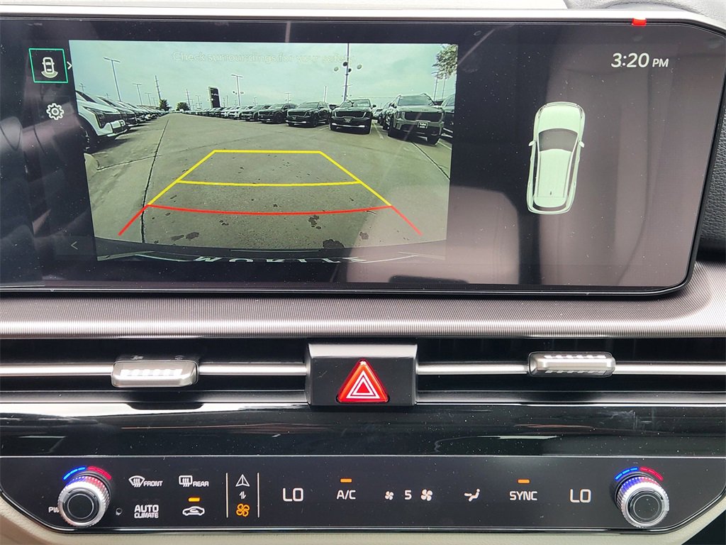 New 2026 Kia Sportage EX image 12