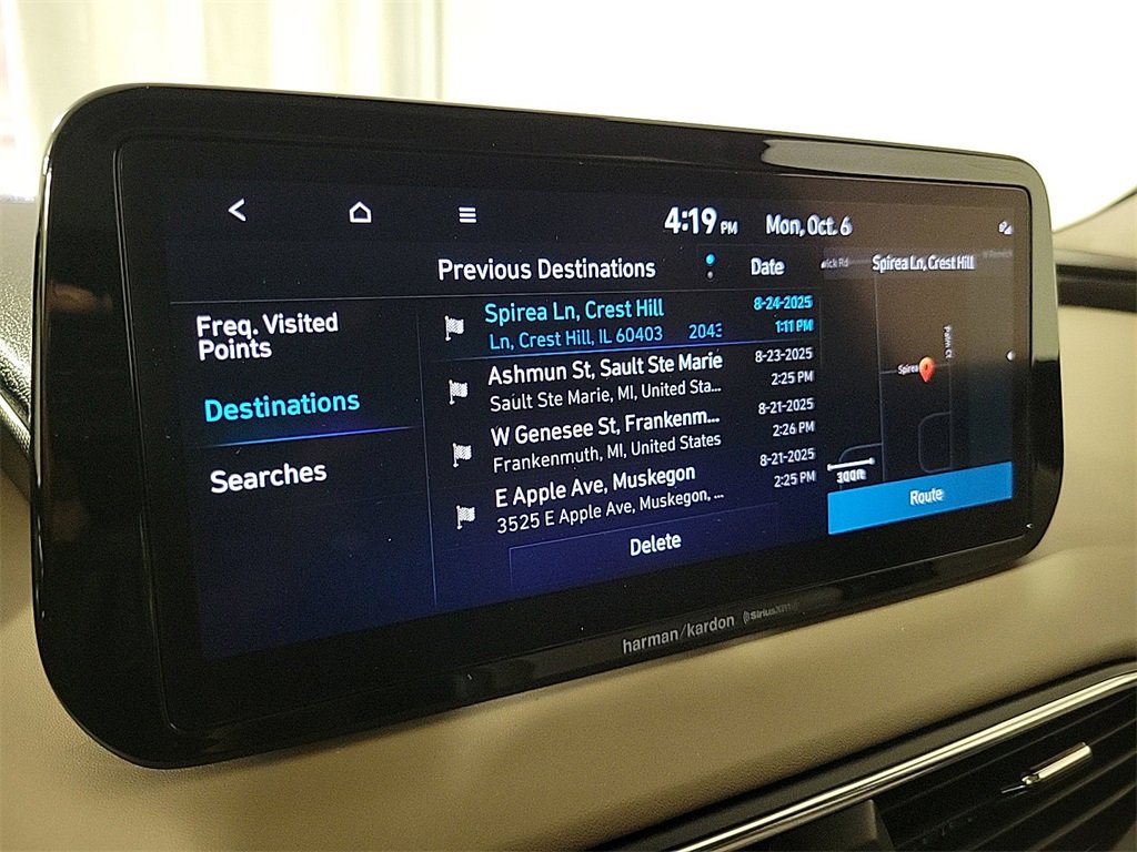 Used 2023 Hyundai Santa Fe Limited w/ Cargo Package image 18