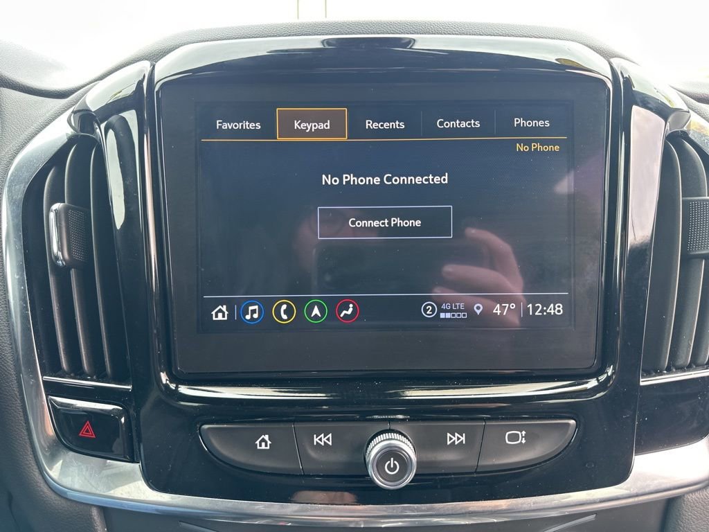 Used 2023 Chevrolet Traverse RS image 39