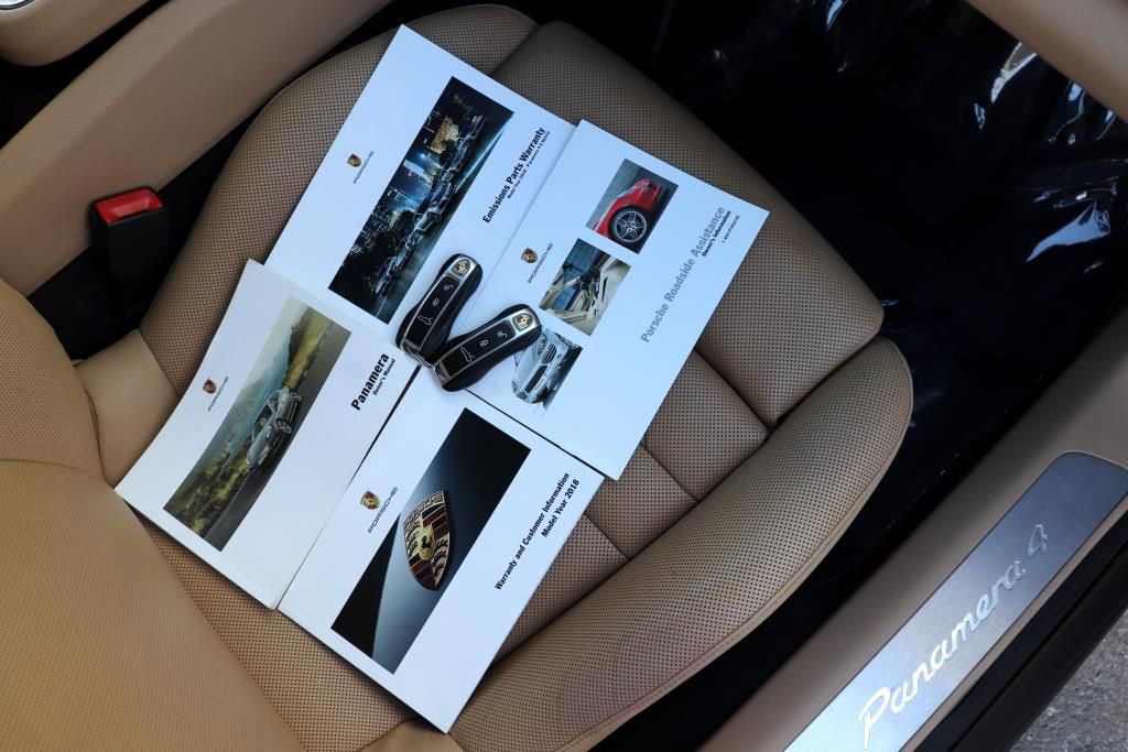 Used 2018 Porsche Panamera 4 image 89