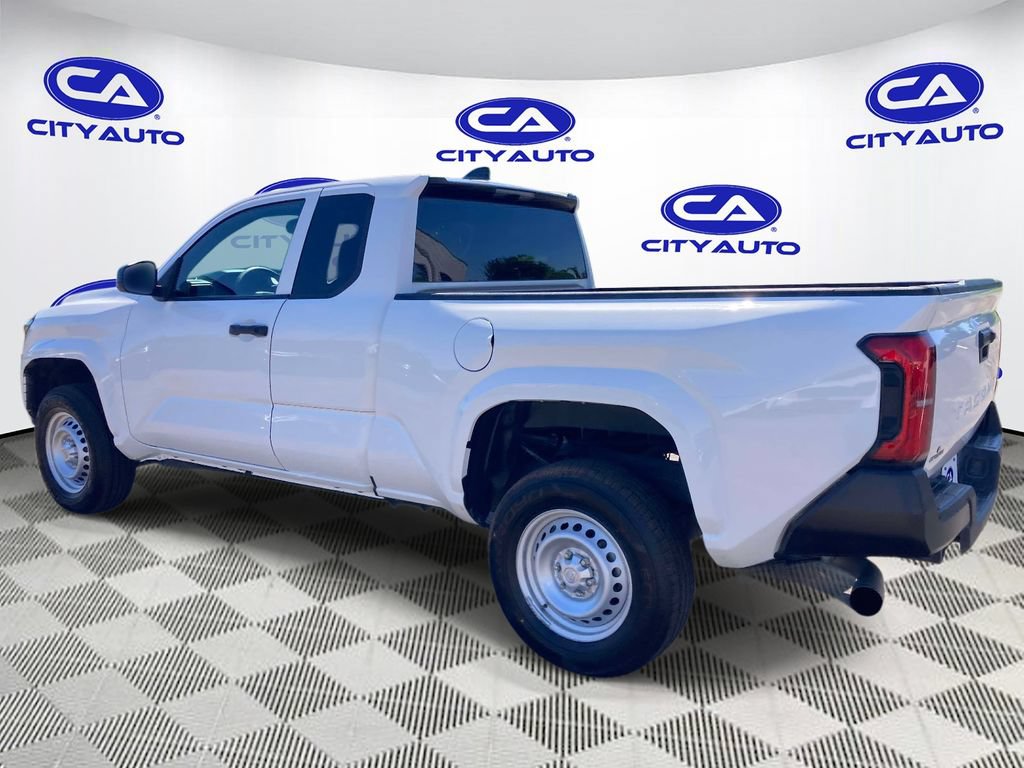 Used 2024 Toyota Tacoma SR RWD image 5