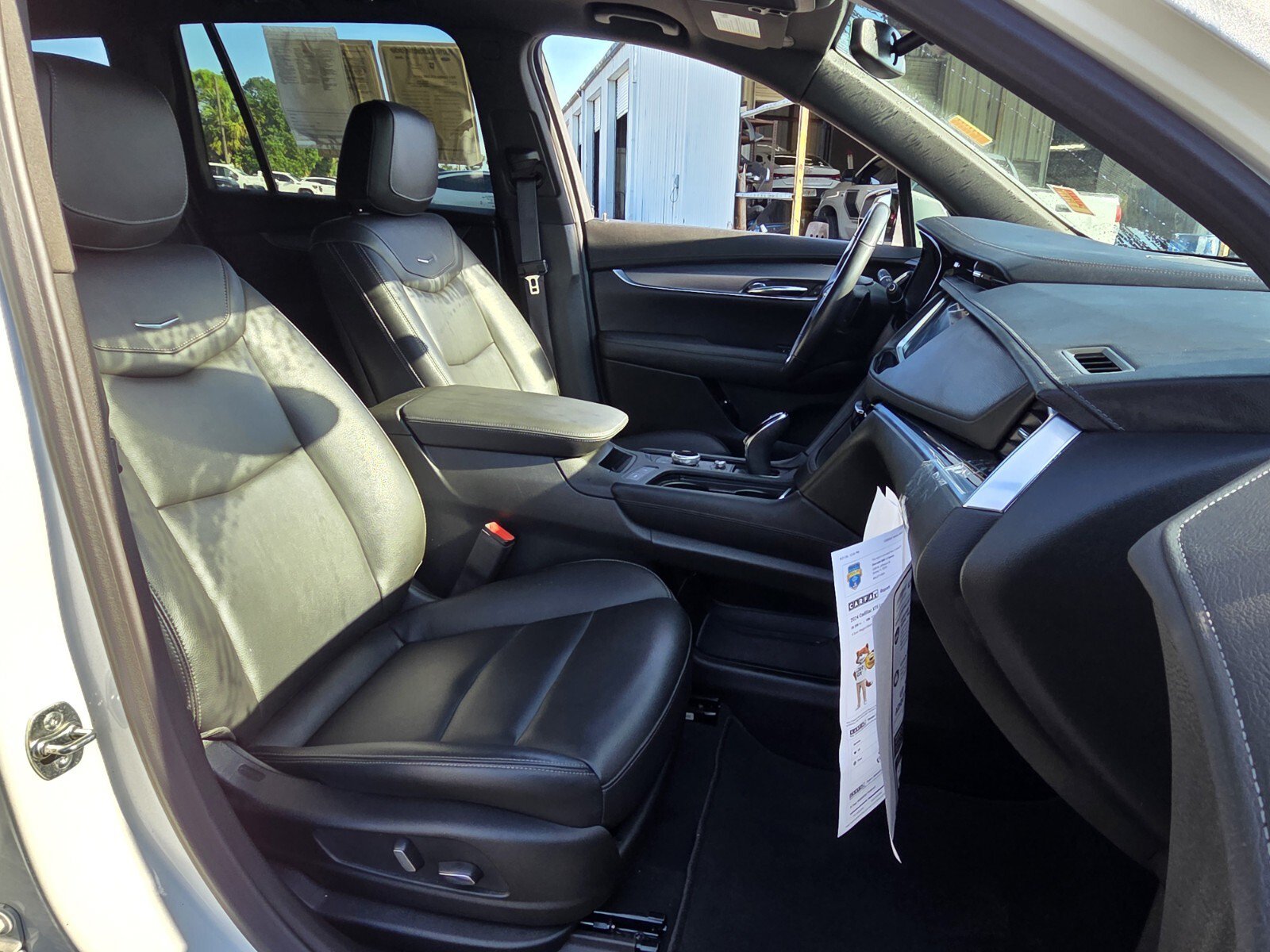 Used 2024 Cadillac XT6 Luxury AWD/4WD image 19