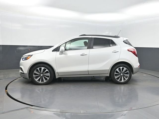 Used 2017 Buick Encore Essence FWD image 2