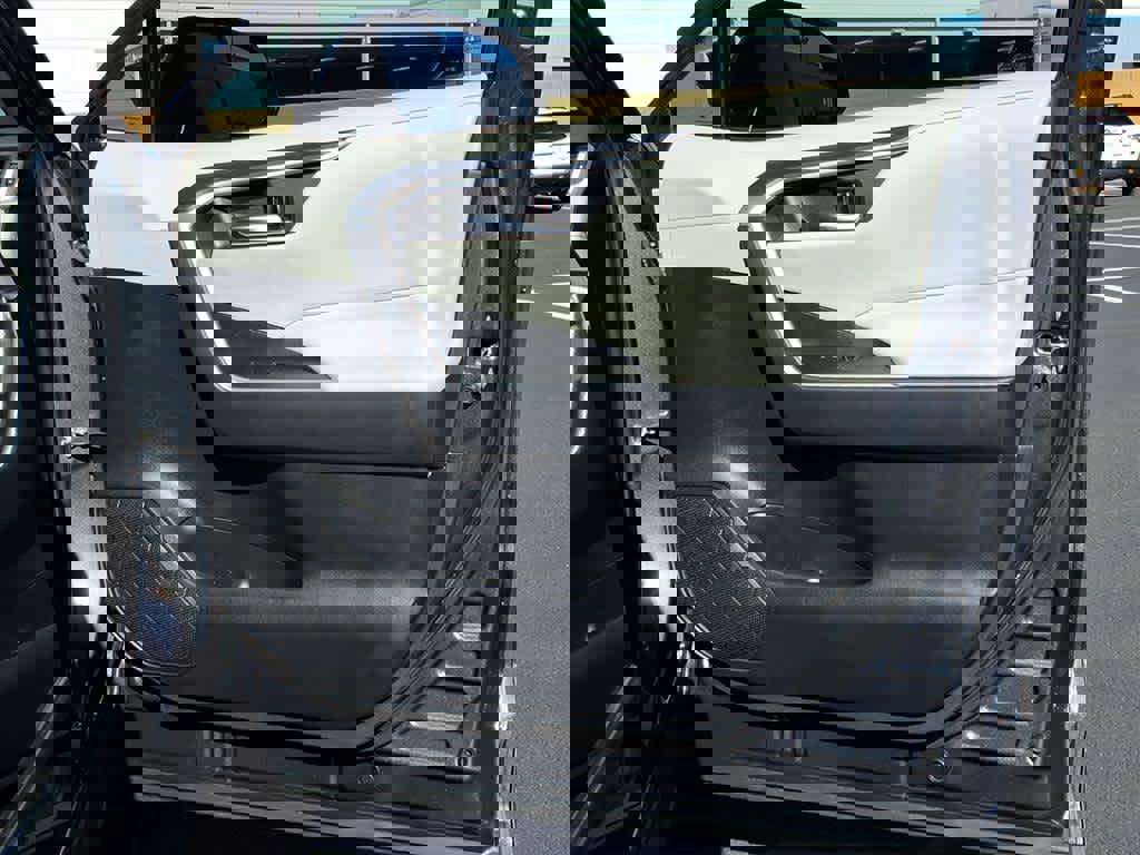 Used 2024 Toyota RAV4 XLE image 21