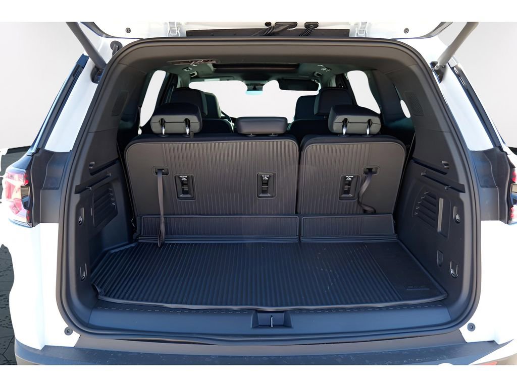 New 2026 GMC Acadia AT4 w/ Luxury Package image 27