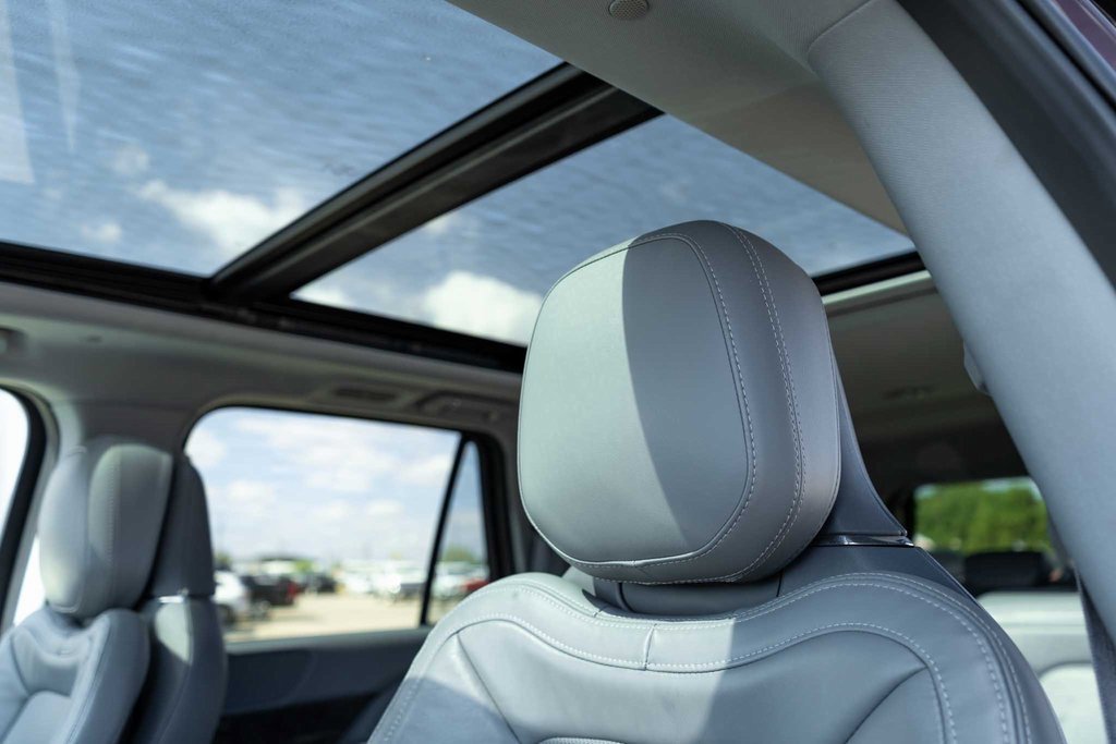 Used 2021 Lincoln Navigator L Reserve image 14