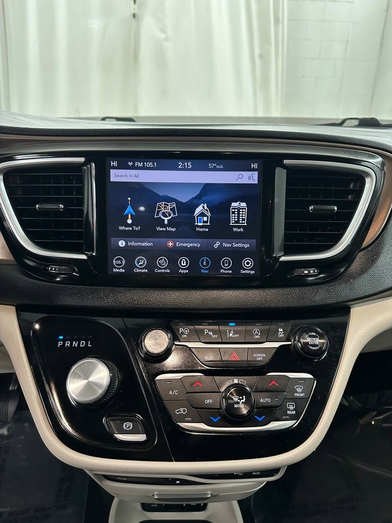 Used 2018 Chrysler Pacifica Touring-L Plus w/ Advanced Safetytec Group image 24