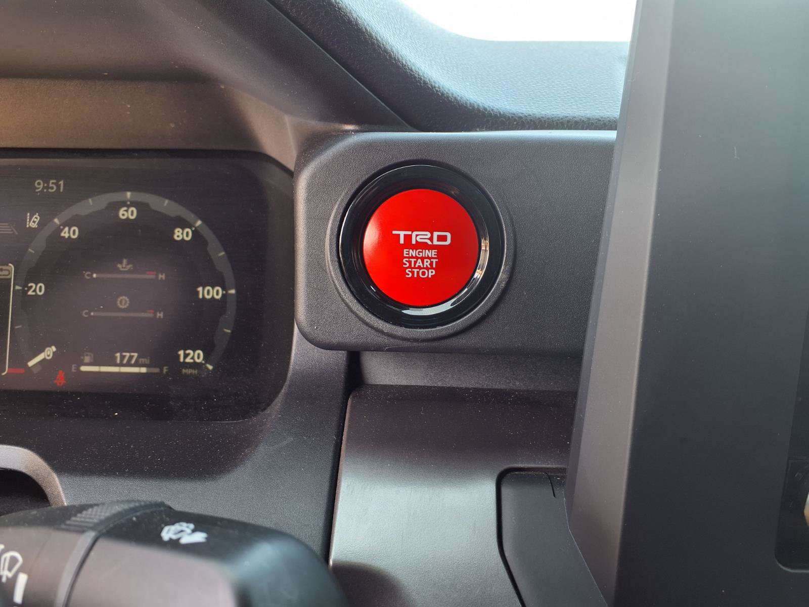 Used 2025 Toyota Tacoma TRD Sport AWD/4WD image 16