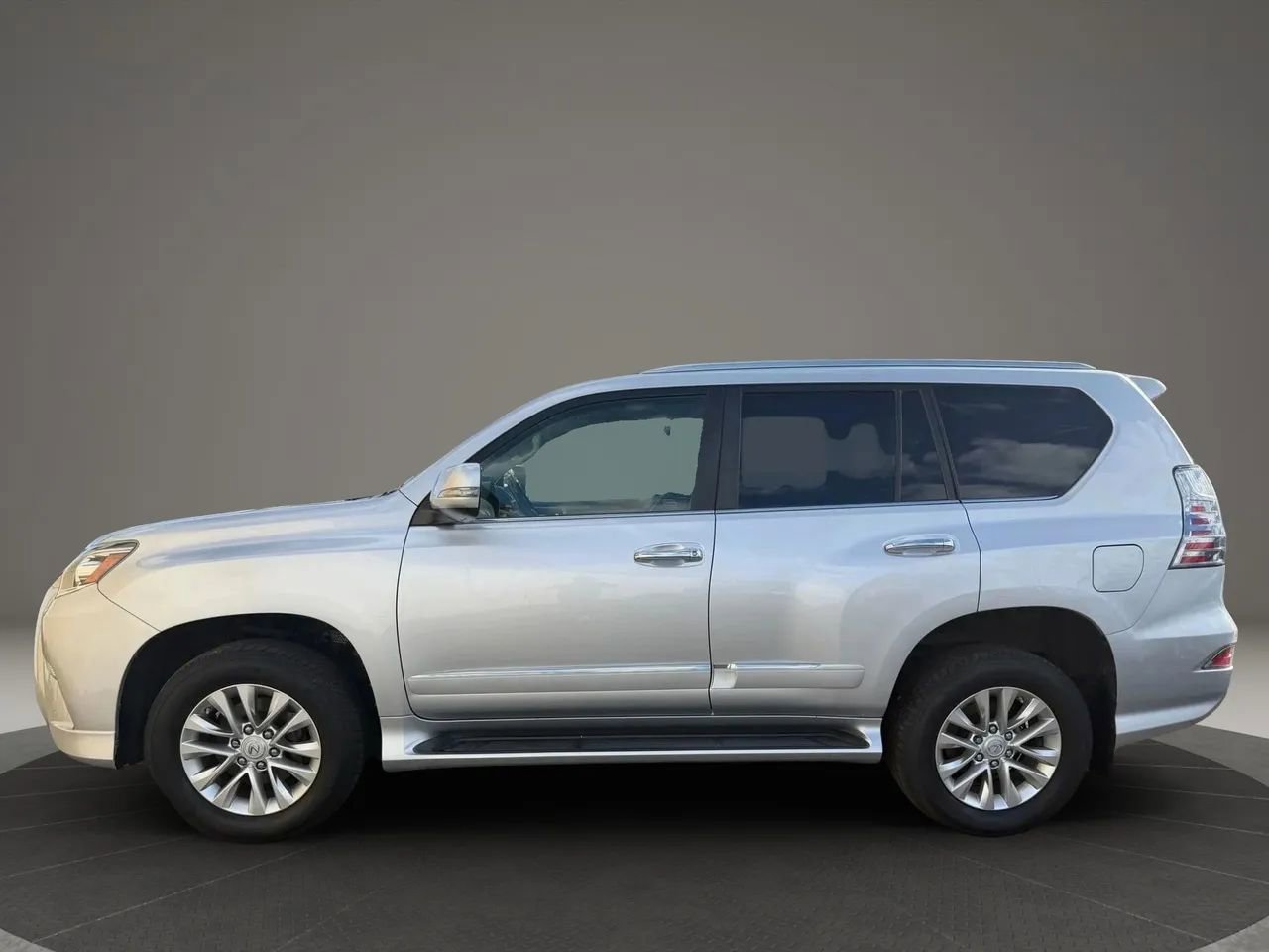 Used 2015 Lexus GX 460 Premium image 8