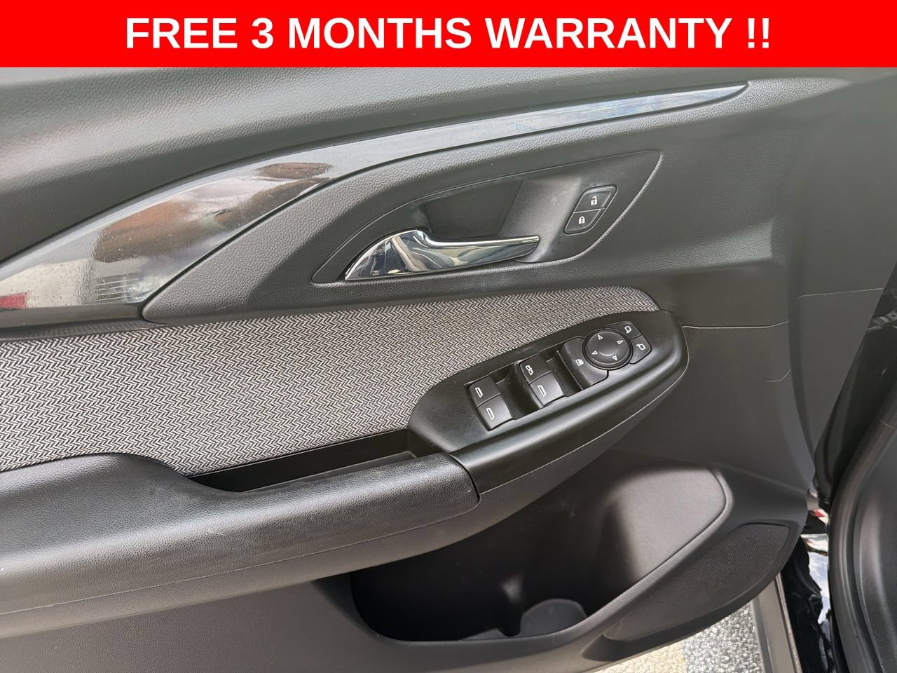 Used 2021 Chevrolet TrailBlazer LT w/ Convenience Package FWD image 12