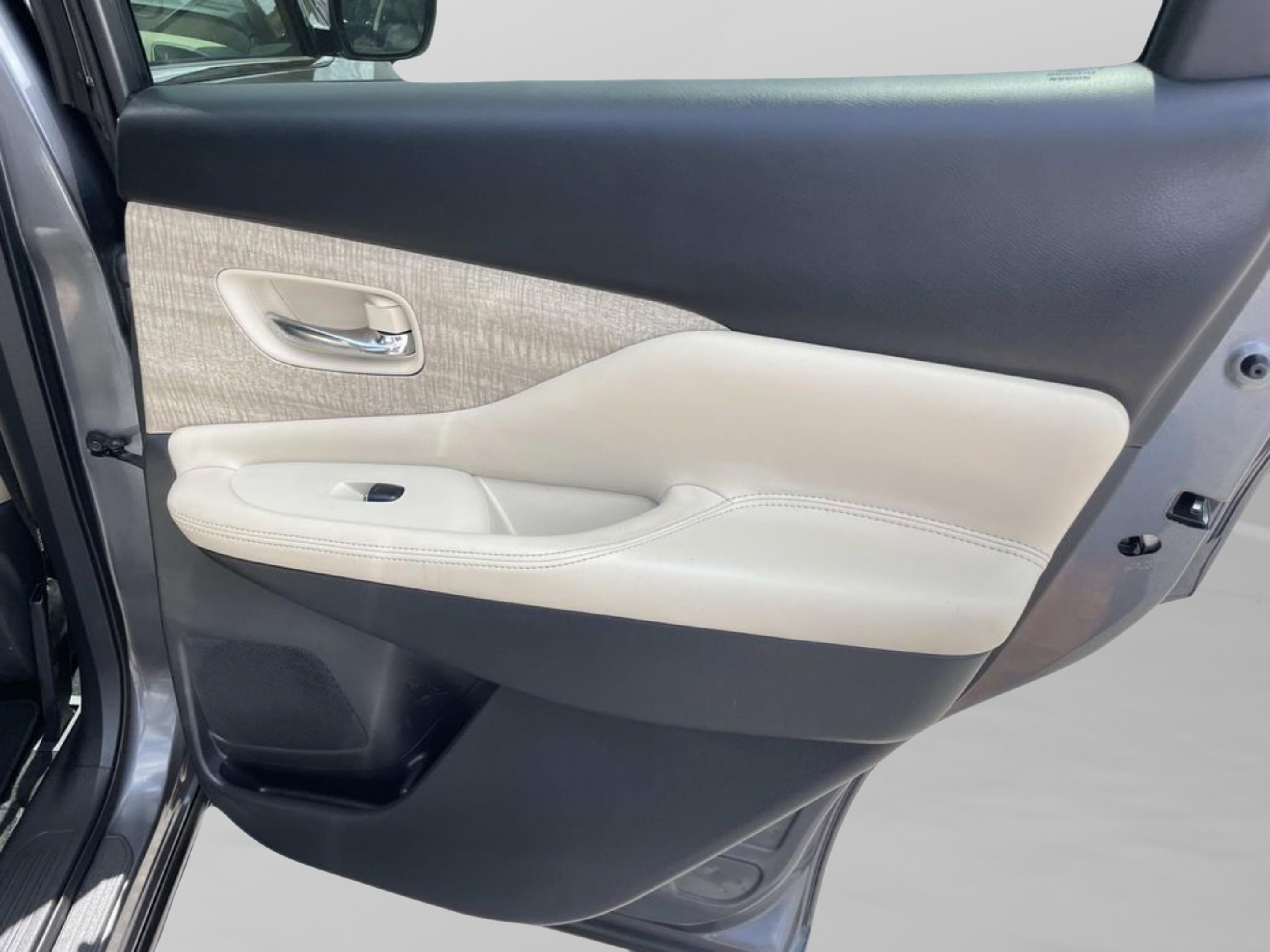 Used 2023 Nissan Murano SL FWD image 15