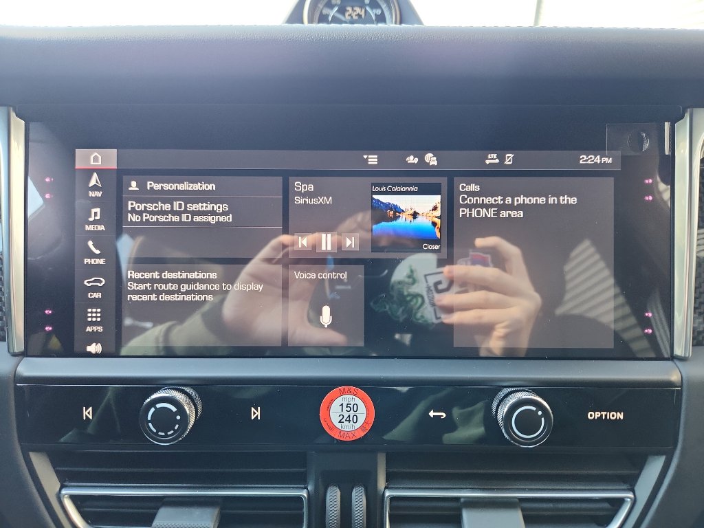 New 2026 Porsche Macan GTS image 28