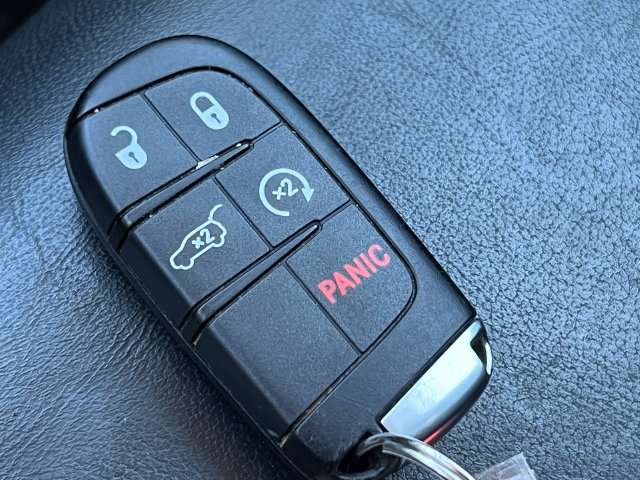 Used 2017 Dodge Durango GT w/ Nav & Power Liftgate Group AWD/4WD image 33