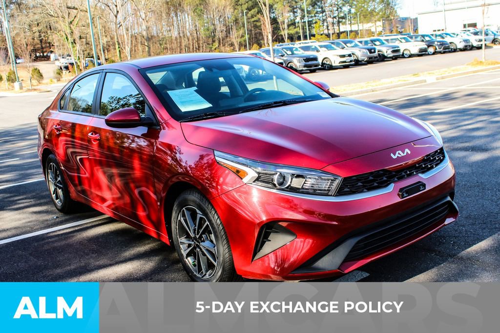 Used 2024 Kia Forte LXS image 4