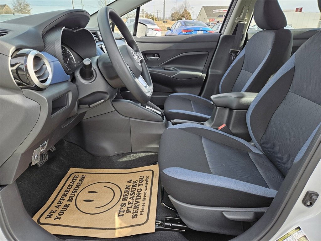 New 2025 Nissan Versa SV w/ Trunk Package image 4