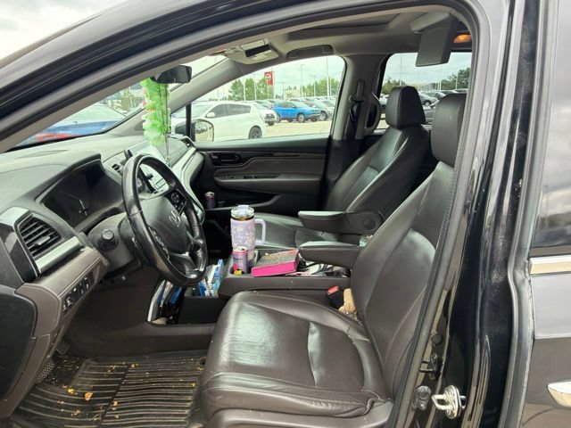 Used 2018 Honda Odyssey Elite image 11