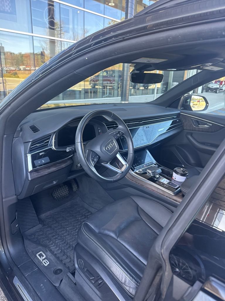 Used 2021 Audi Q8 Premium Plus w/ Premium Plus Package image 5
