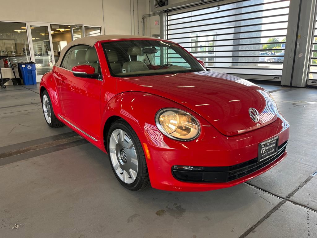 Used 2013 Volkswagen Beetle 2.5