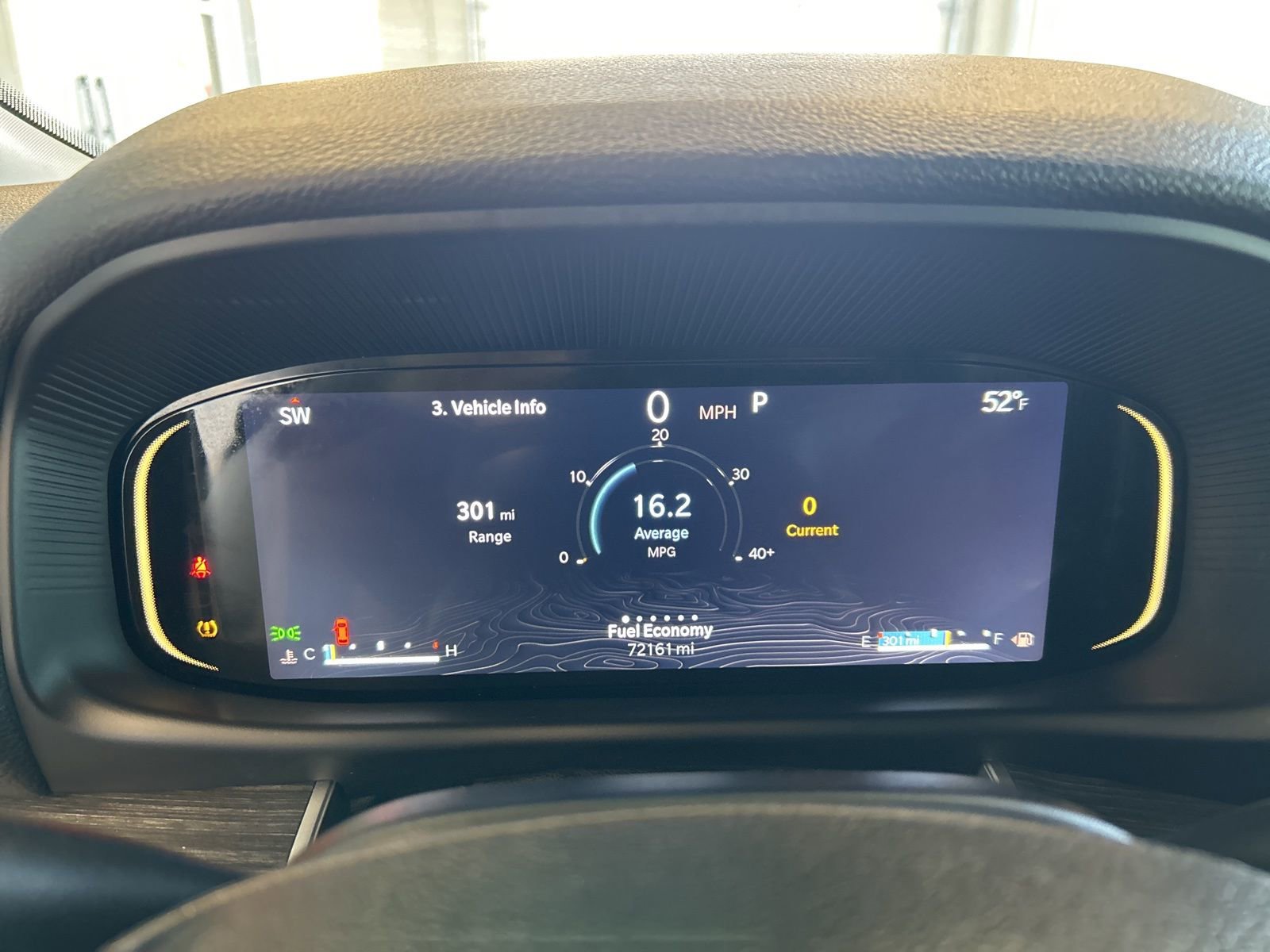 Used 2024 Jeep Wagoneer L Series II w/ Flexible Seating Group image 25