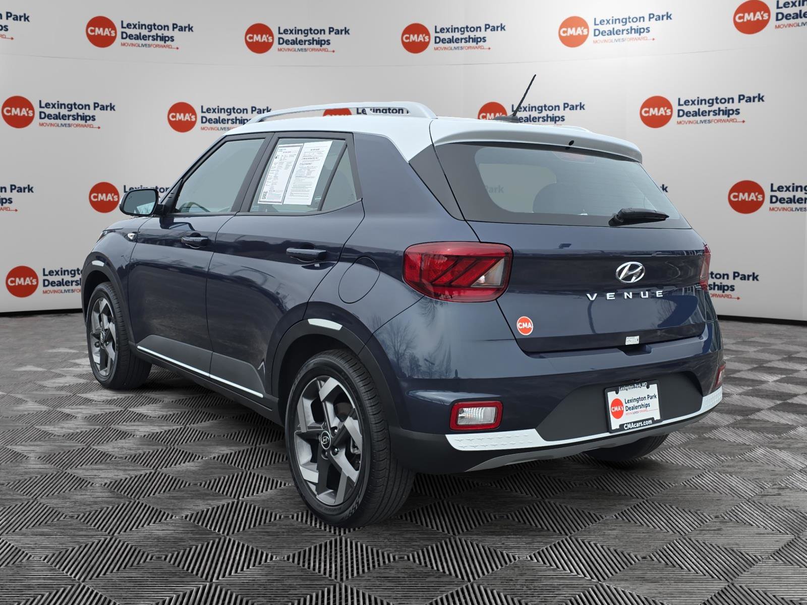 Certified 2025 Hyundai Venue Limited image 5