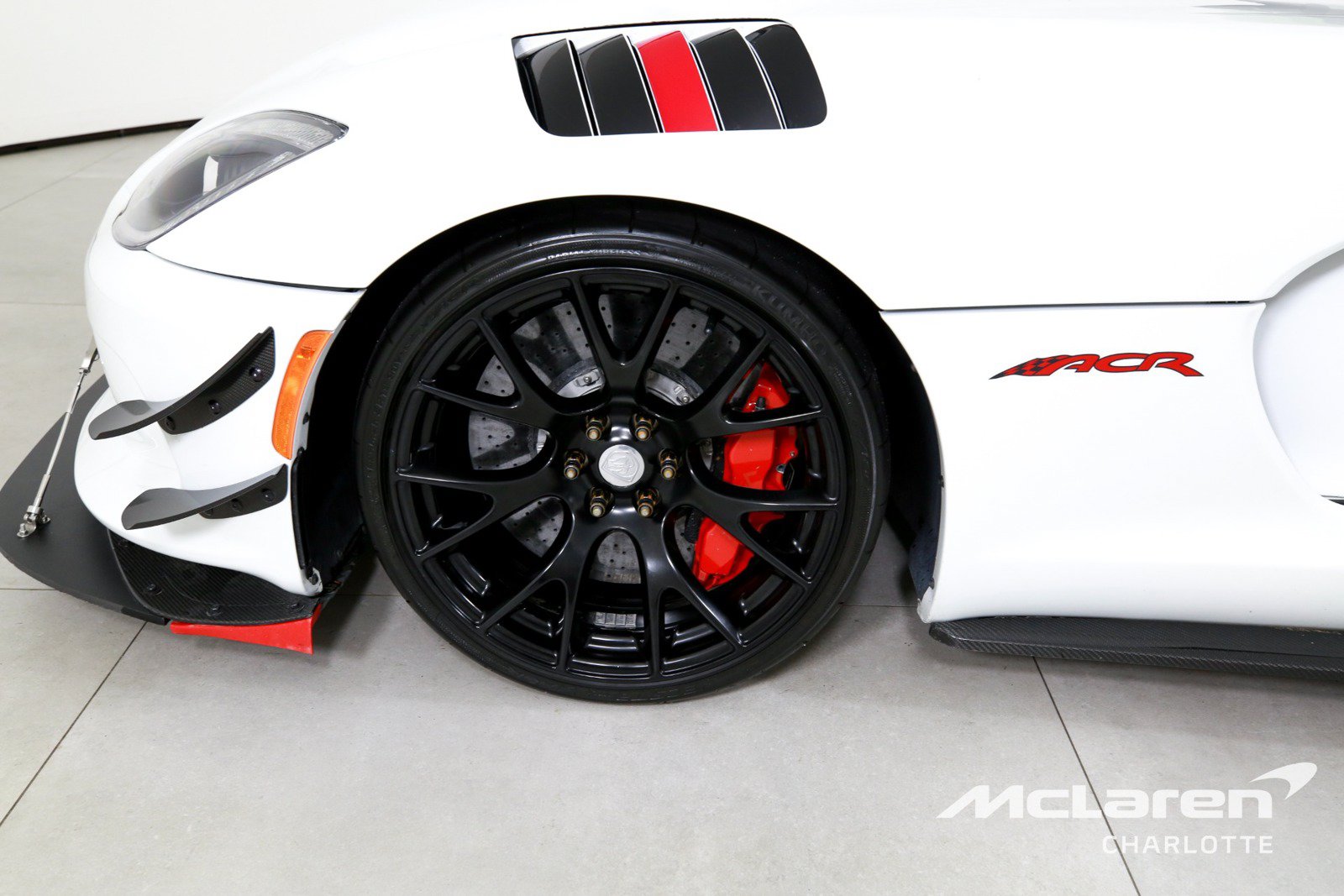 Used 2017 Dodge Viper ACR w/ Extreme Aero Package RWD image 27
