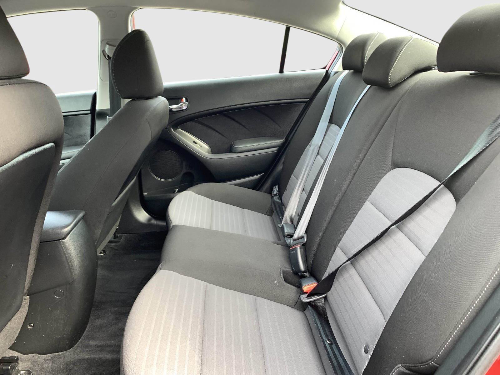 Used 2018 Kia Forte S FWD image 37