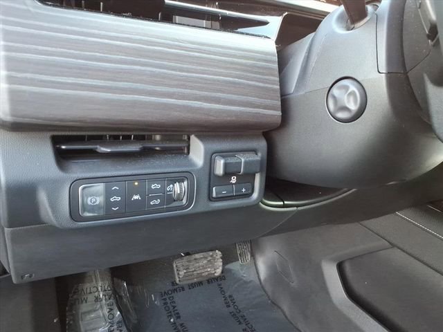 Used 2025 GMC Sierra EV Denali image 35