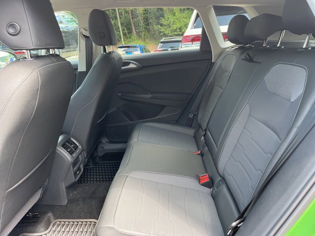 New 2025 Volkswagen Taos SE image 13