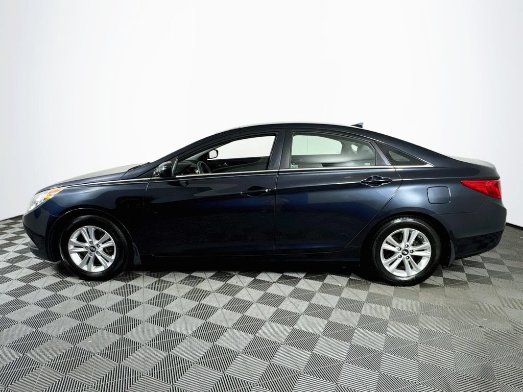 Used 2013 Hyundai Sonata GLS w/ Popular Equipment Pkg FWD image 4