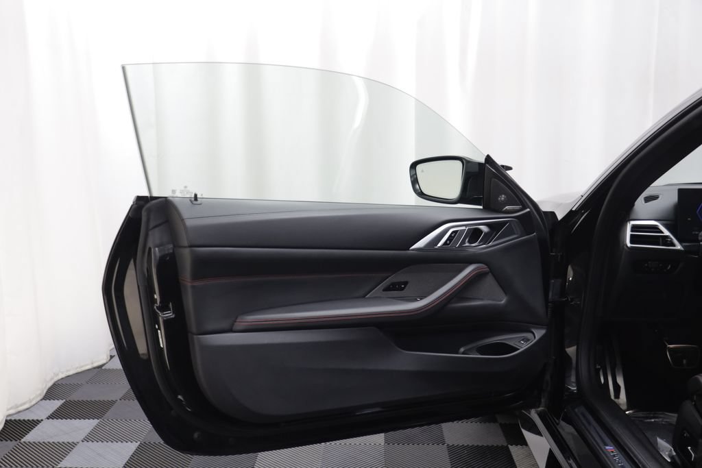Used 2025 BMW M4 CS AWD/4WD image 5