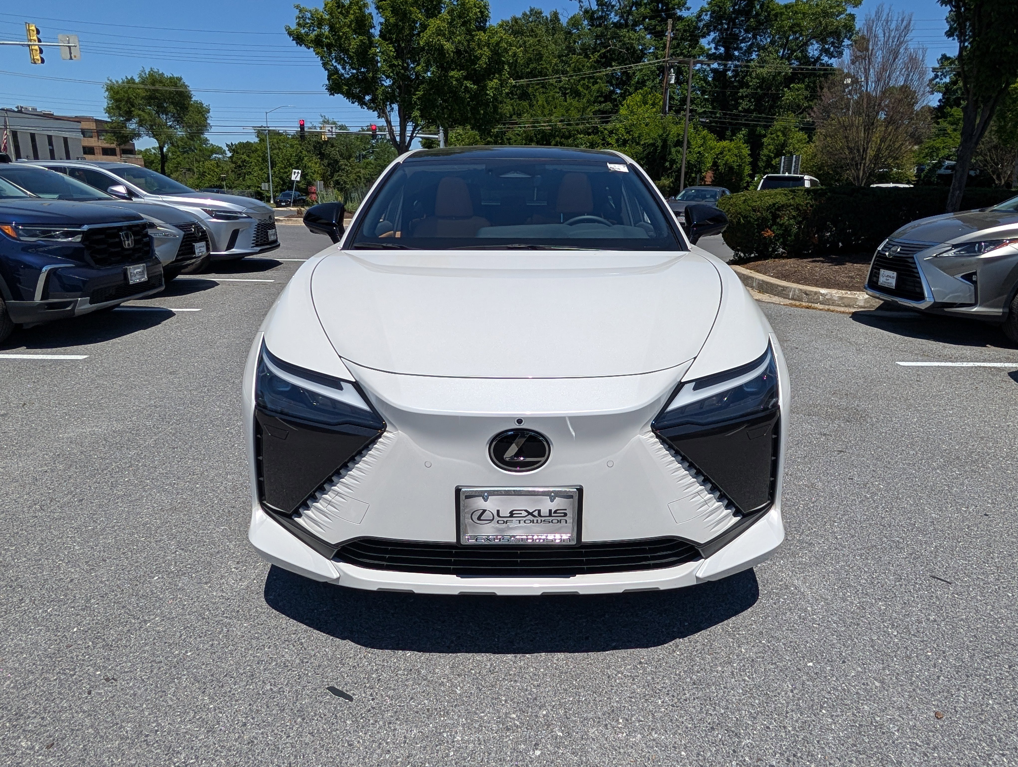 Used 2024 Lexus RZ 300e Premium w/ Accessory Package (Z1) FWD image 8